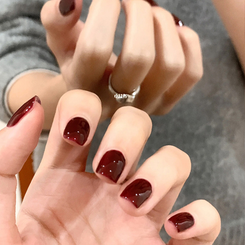 Burgundy Square Classic Press-On Nails by Winails
