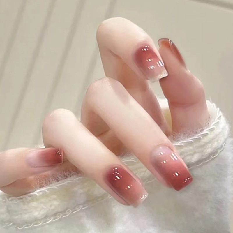 Nude Gradient Press-On Nails by Winails